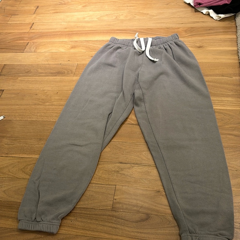 Katie J gray sweatpants